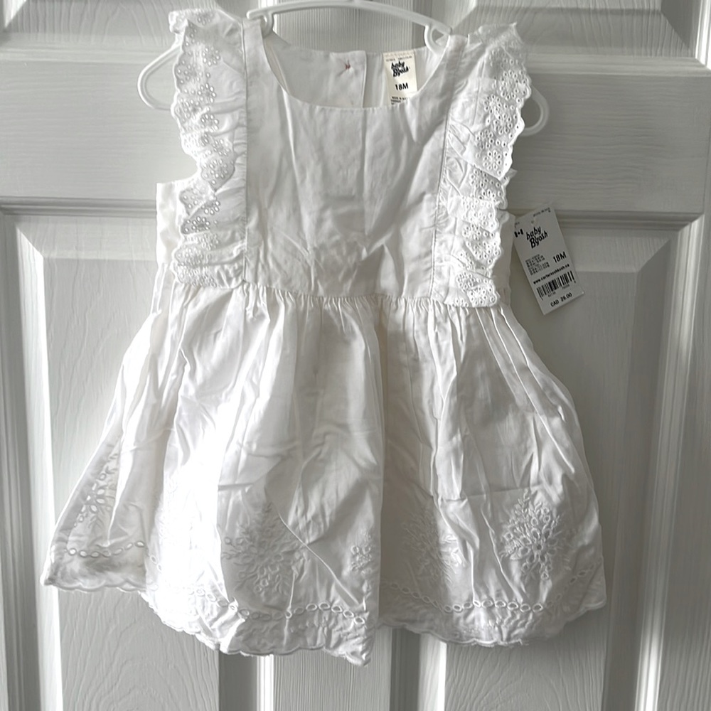 NWT Carter’s White Eyelet Baby Dress with diaper cover